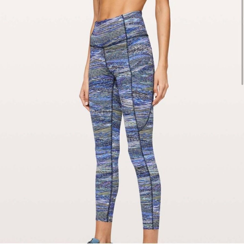LULULEMON Fast and‎ Free Tight II Interconnect Blue Multi Size 2 C34